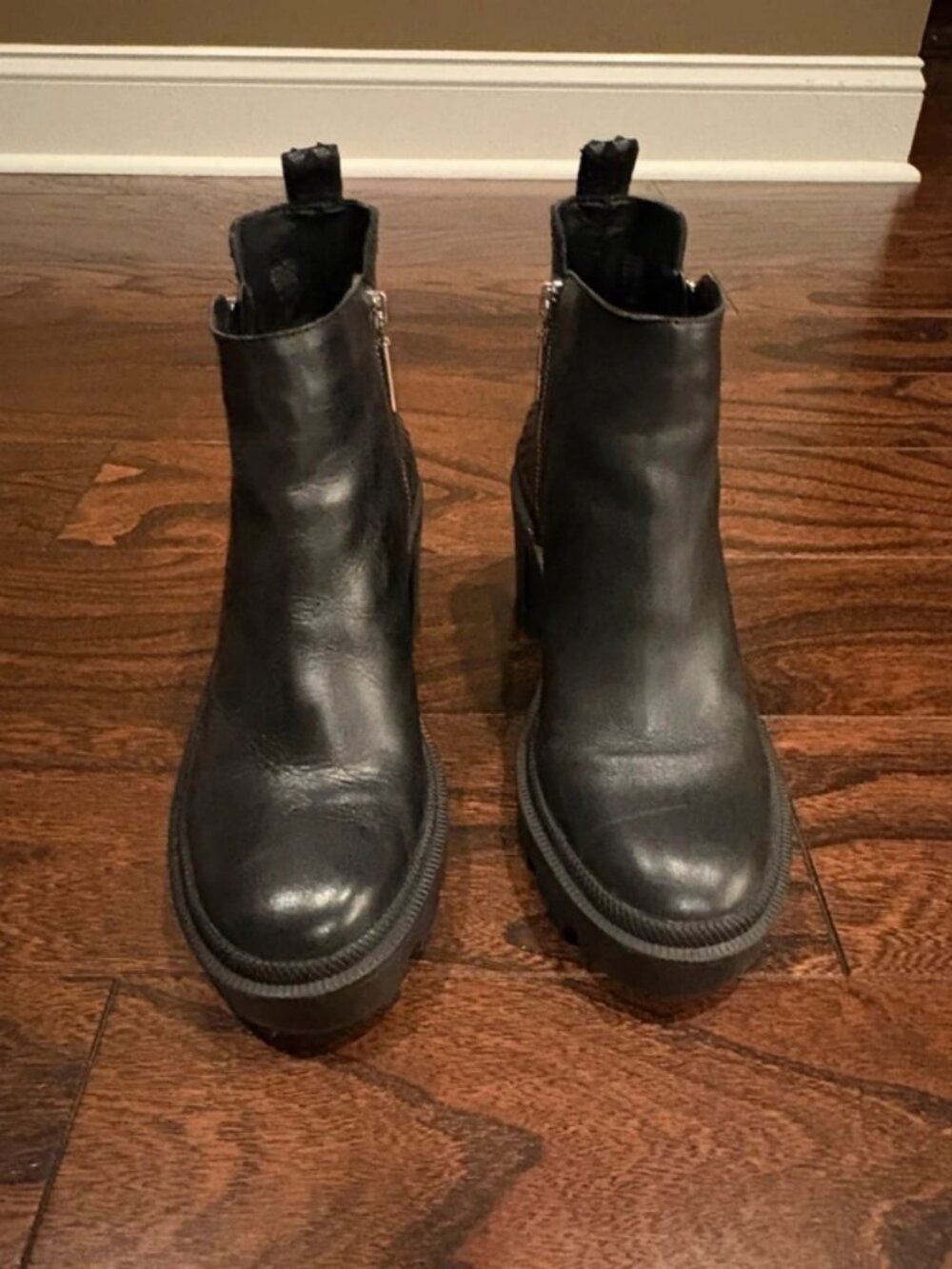 Gianni Bini Black Ankle Boots size 8